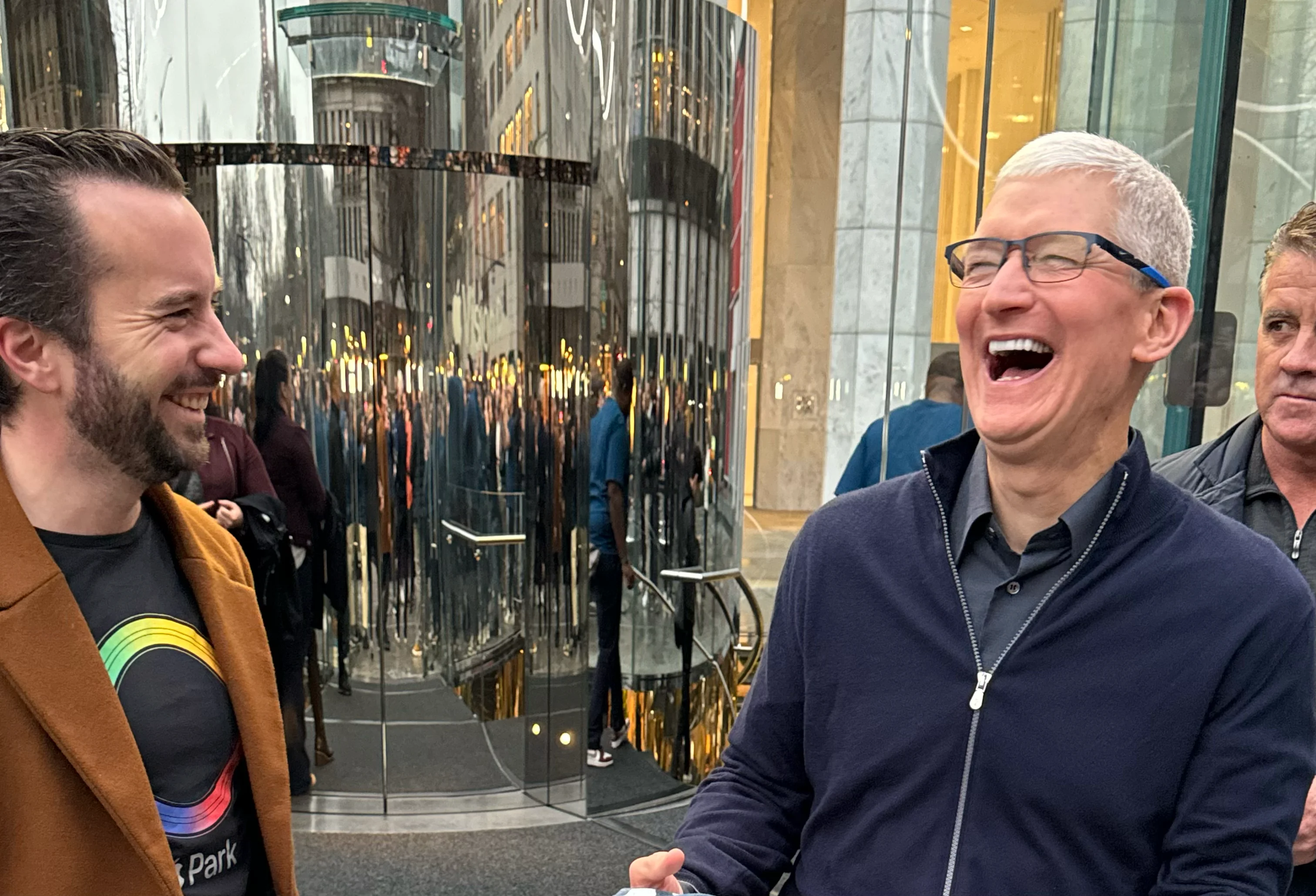 The story of when I bought Apple Vision Pro and gifted Tim Cook a Tim Cook t-shirt